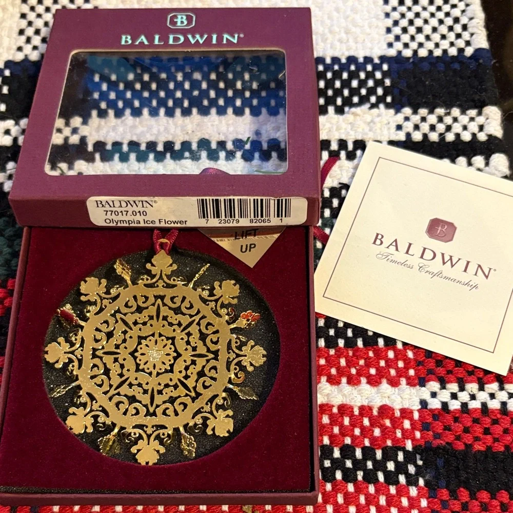 🆕BALDWIN “Olympia” Ice Flower Collectible Ornament